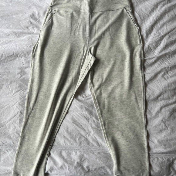 HATCH - The Indoor Outdoor Jogger - brand new 4th trimester - Picture 2 of 3